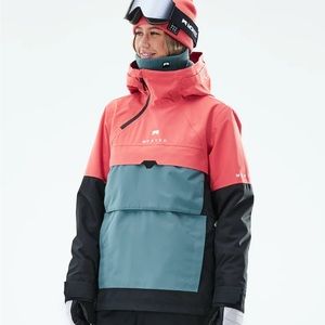 Montec ski jacket size small